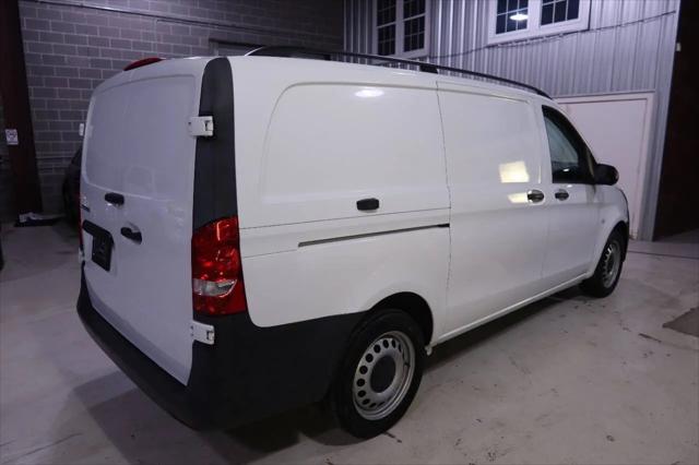 2016 Mercedes-Benz Metris Standard