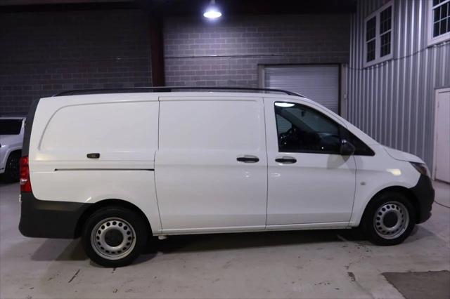 2016 Mercedes-Benz Metris Standard
