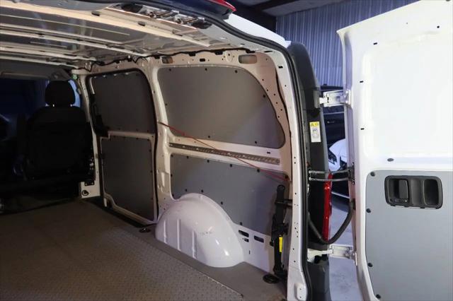 2016 Mercedes-Benz Metris Standard