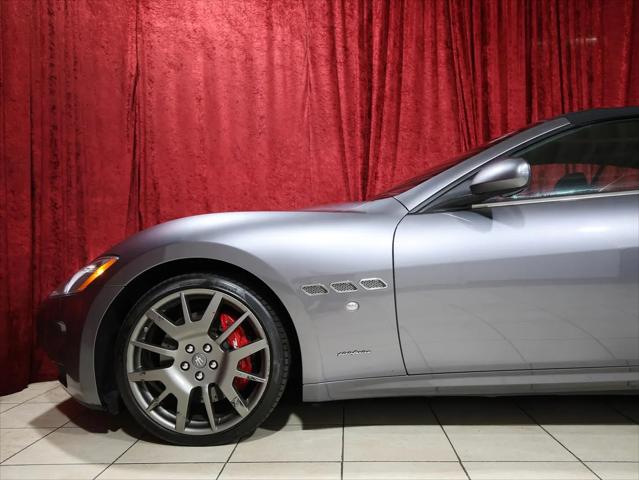 2017 Maserati GranTurismo Standard