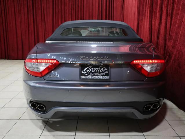 2017 Maserati GranTurismo Standard