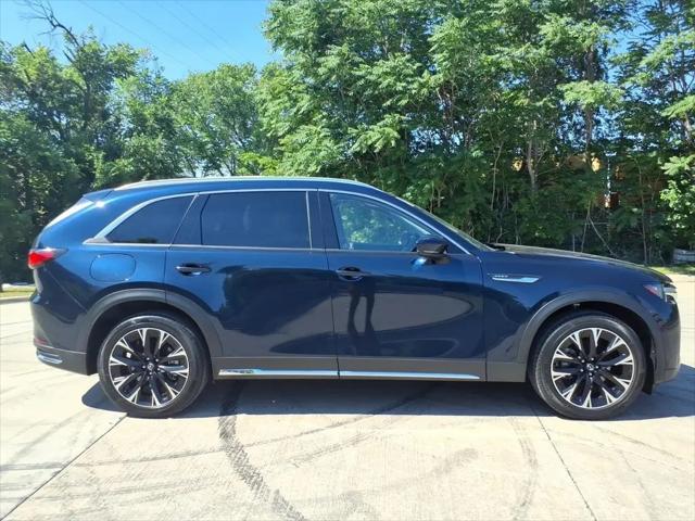 2024 Mazda X-90 Premium