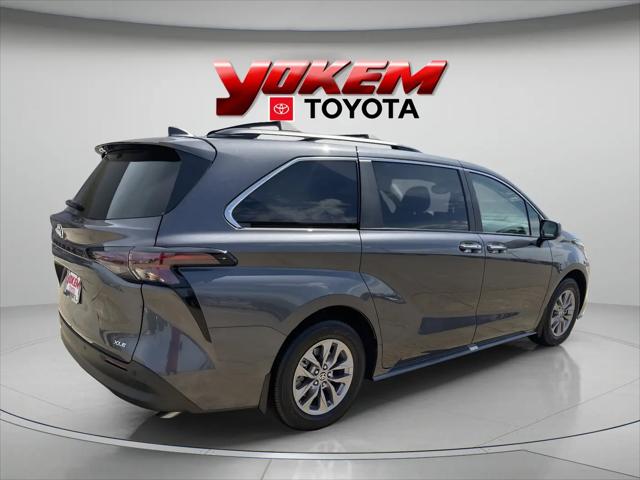 2025 Toyota Sienna XLE