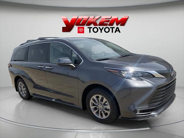 2025 Toyota Sienna XLE