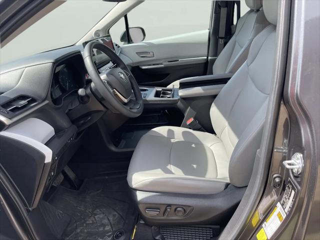 2025 Toyota Sienna XLE