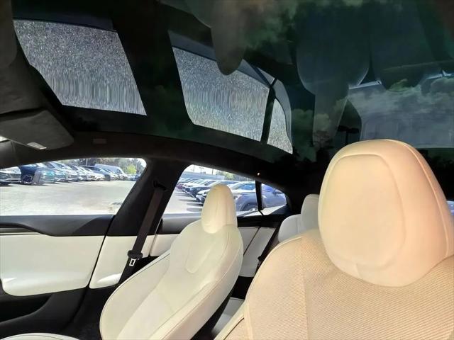 2022 Tesla Model S Plaid Tri Motor All-Wheel Drive