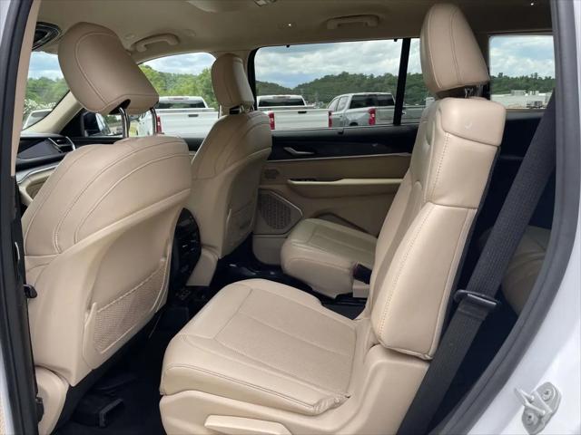 2022 Jeep Grand Cherokee L Limited 4x4