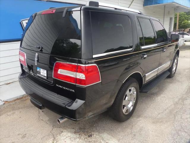 2008 Lincoln Navigator Standard