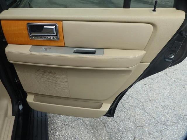 2008 Lincoln Navigator Standard