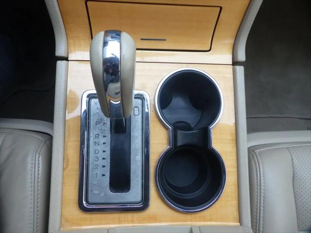 2008 Lincoln Navigator Standard