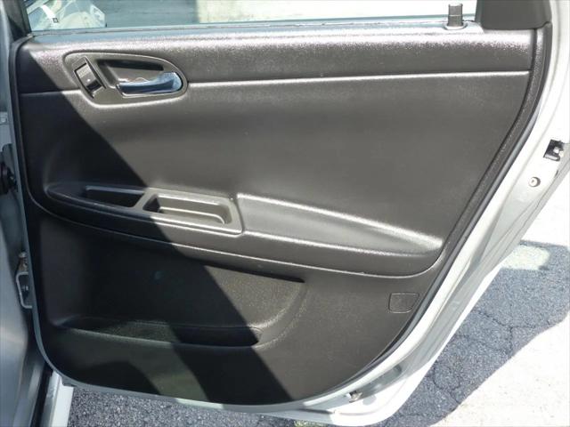 2011 Chevrolet Impala LS