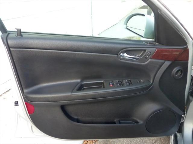 2011 Chevrolet Impala LS