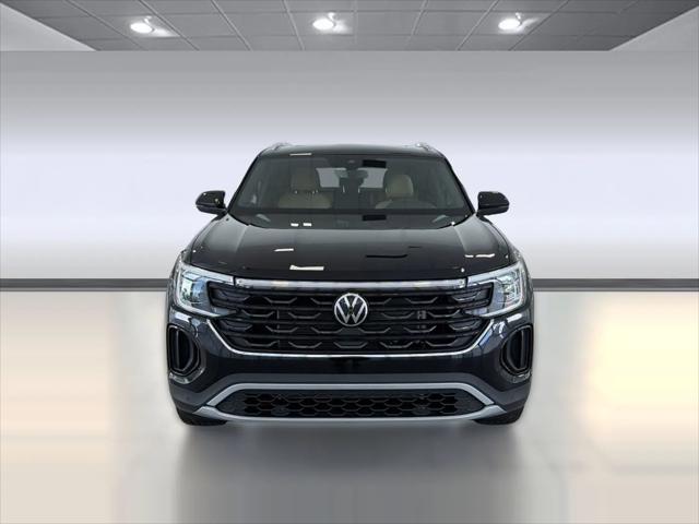 2026 Volkswagen Atlas Cross Sport SE with Technology