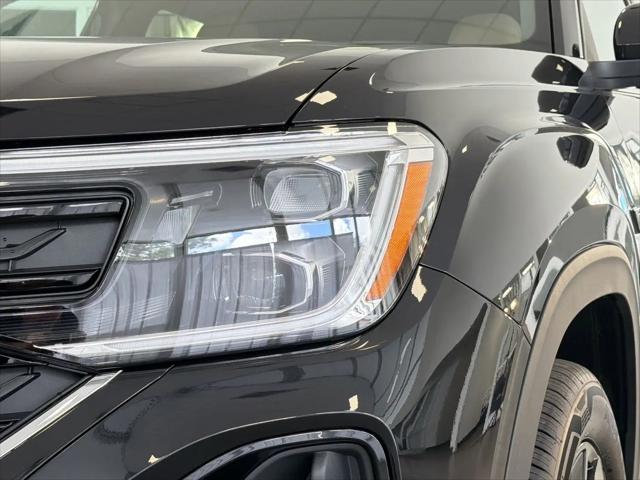 2026 Volkswagen Atlas Cross Sport SE with Technology