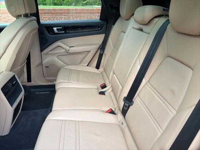 2020 Porsche Cayenne Cayenne