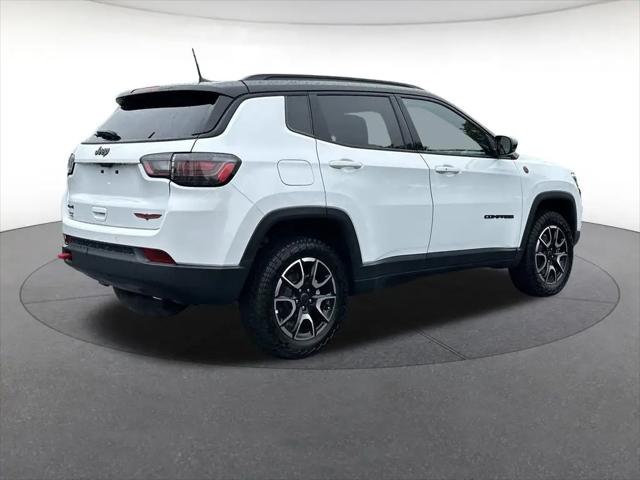 2025 Jeep Compass Trailhawk 4x4