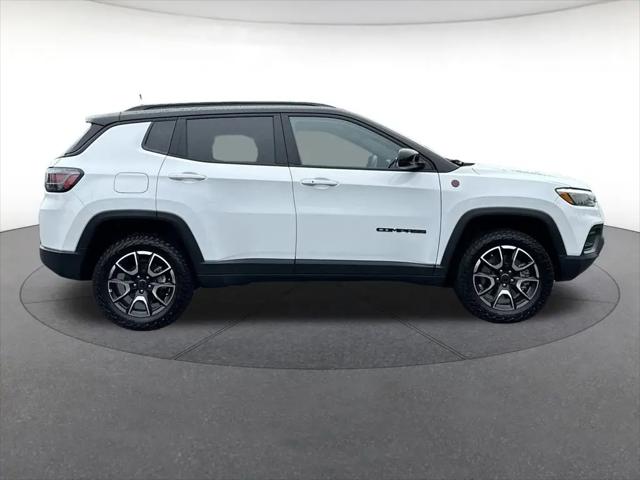 2025 Jeep Compass Trailhawk 4x4