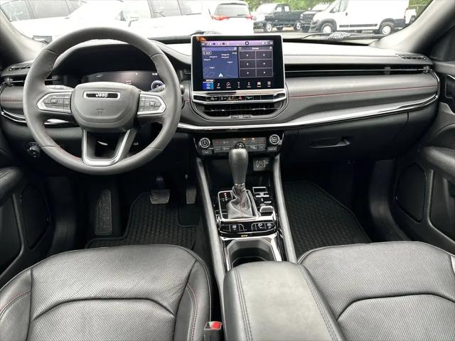 2025 Jeep Compass Trailhawk 4x4