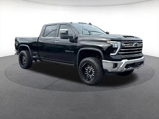 2024 Chevrolet Silverado 2500HD 4WD Crew Cab Standard Bed LTZ
