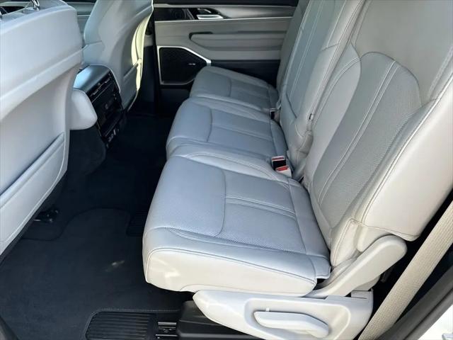 2025 Jeep Wagoneer 4x4