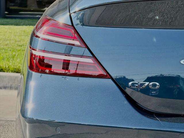 2023 Genesis G70 2.0T RWD