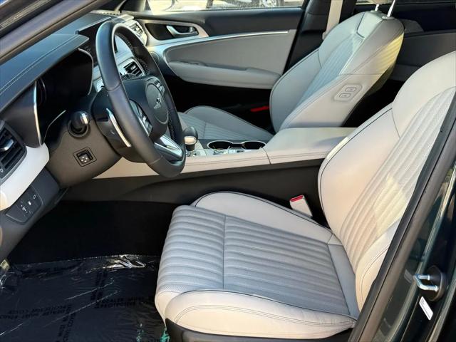 2023 Genesis G70 2.0T RWD
