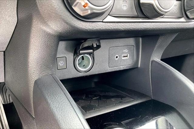 2024 Nissan Versa 1.6 SV