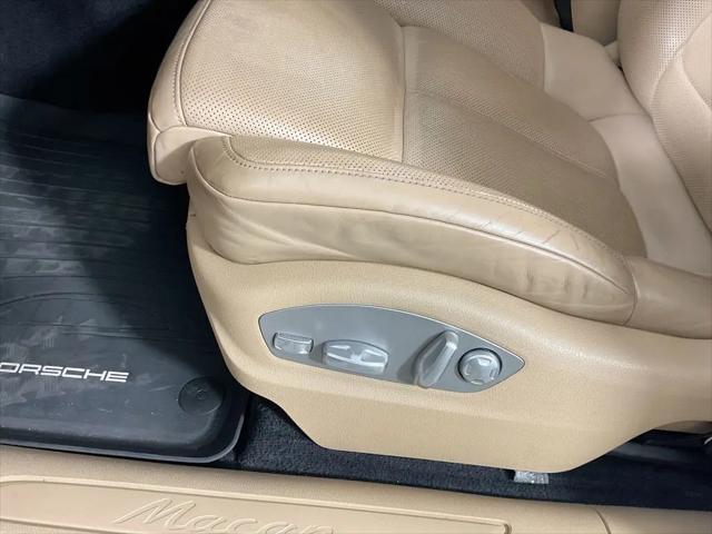 2019 Porsche Macan Macan