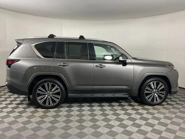 2025 Lexus LX Luxury