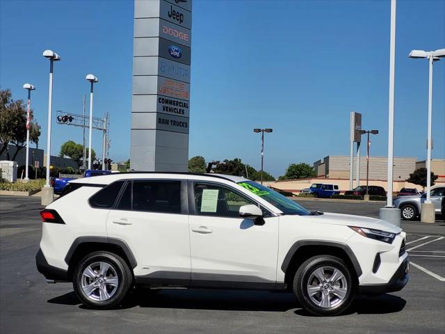2023 Toyota RAV4 Hybrid LE