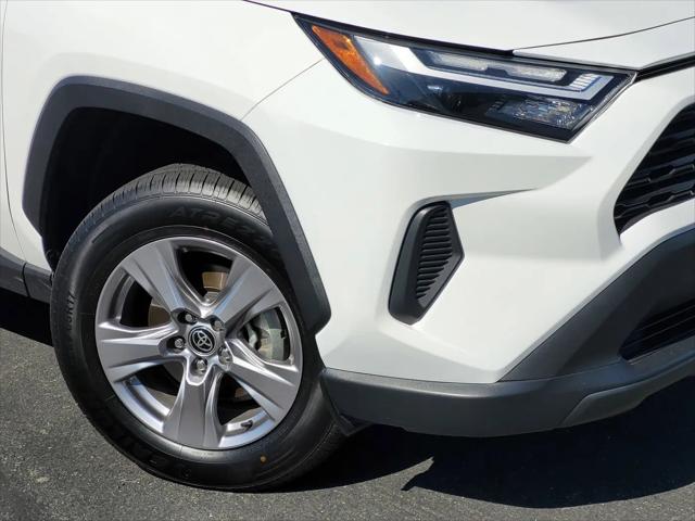 2023 Toyota RAV4 Hybrid LE