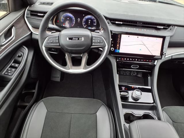 2026 Jeep Grand Cherokee L Altitude 4x4