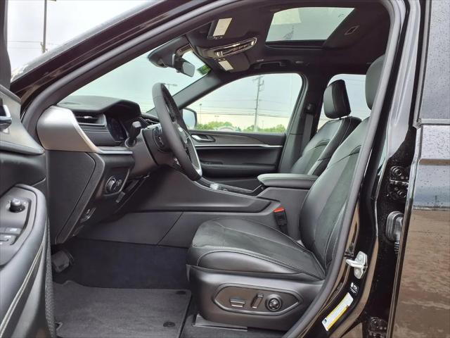 2026 Jeep Grand Cherokee L Altitude 4x4