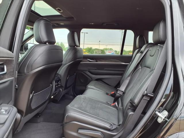 2026 Jeep Grand Cherokee L Altitude 4x4