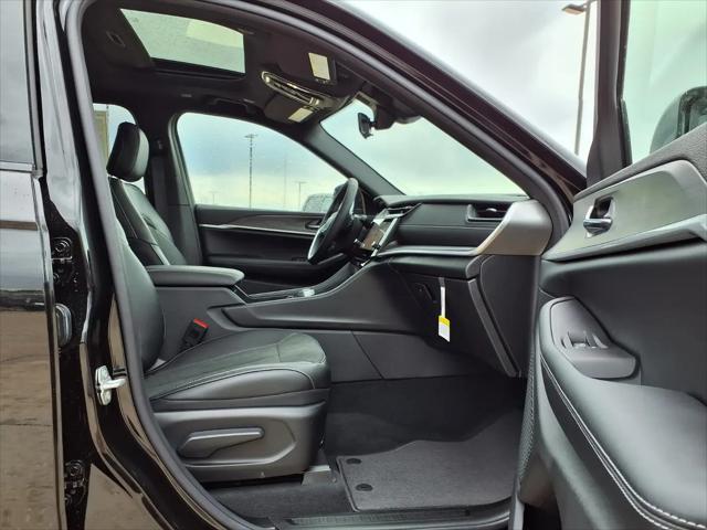 2026 Jeep Grand Cherokee L Altitude 4x4