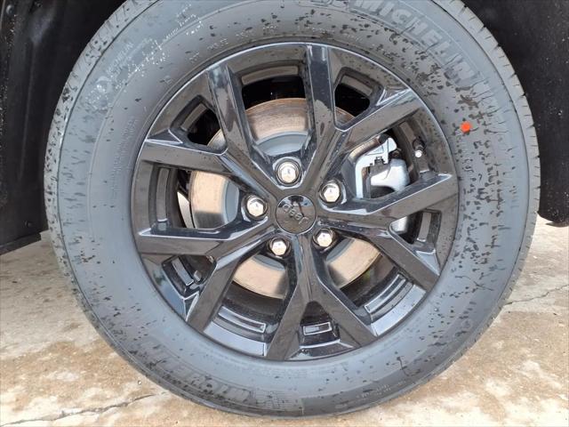 2026 Jeep Grand Cherokee L Altitude 4x4
