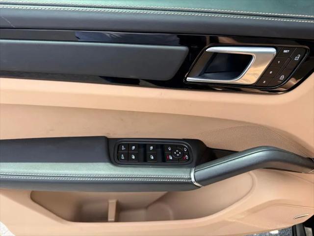 2023 Porsche Cayenne GTS