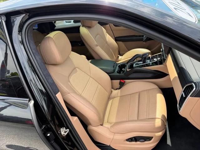 2023 Porsche Cayenne GTS
