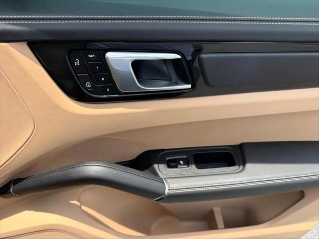 2023 Porsche Cayenne GTS