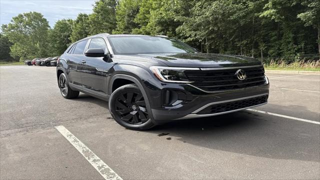 2026 Volkswagen Atlas Cross Sport SE with Technology