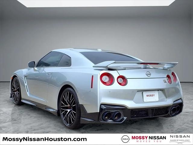 2024 Nissan GT-R Premium Dual-clutch 6-Speed Transmission