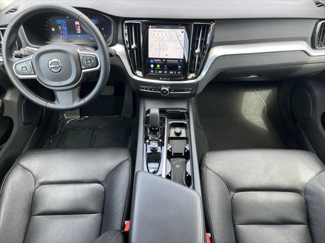 2024 Volvo S60 B5 Core Dark Theme