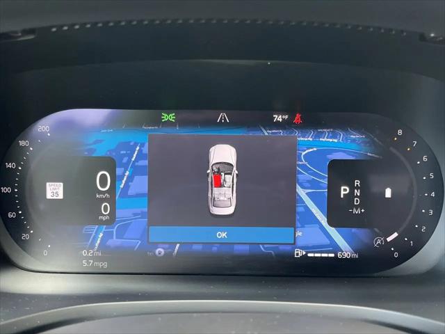 2024 Volvo S60 B5 Core Dark Theme