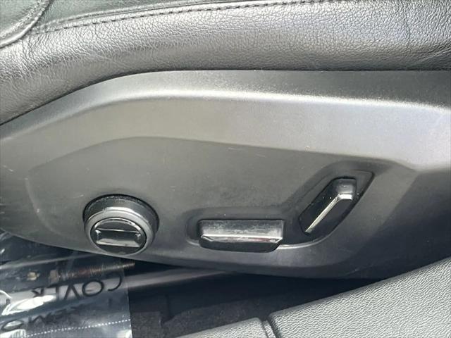2024 Volvo S60 B5 Core Dark Theme