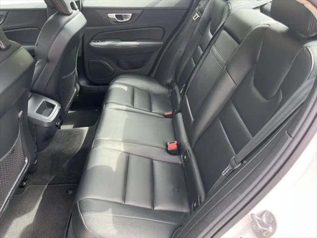 2024 Volvo S60 B5 Core Dark Theme