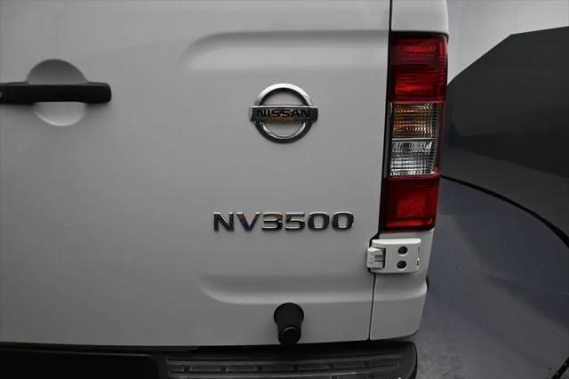 2018 Nissan 3500 S V6