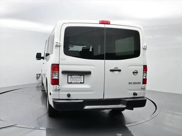 2018 Nissan 3500 S V6