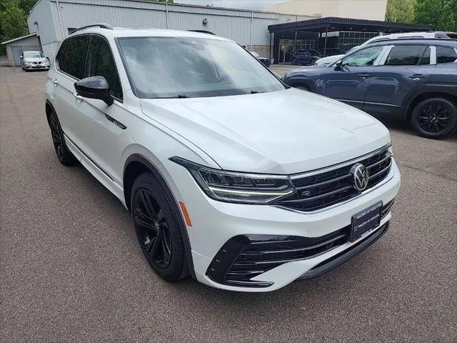 2023 Volkswagen Tiguan 2.0T SE R-Line Black