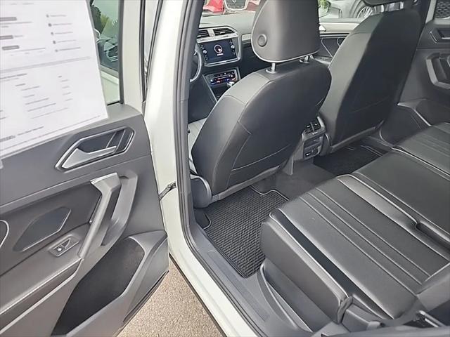 2023 Volkswagen Tiguan 2.0T SE R-Line Black