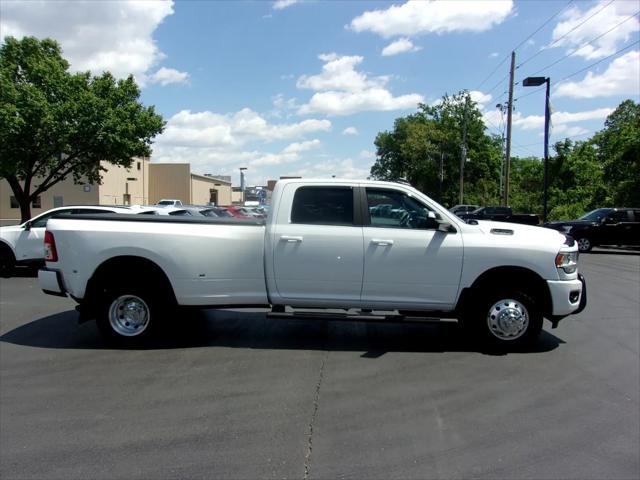 2021 Ram 3500 Big Horn Crew Cab 4x4 8' Box